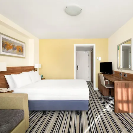 By Ihg