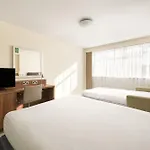 假日约克旅馆 4*