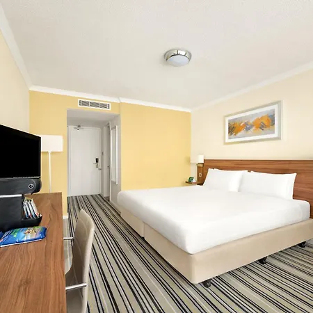 By Ihg Hotel 4*