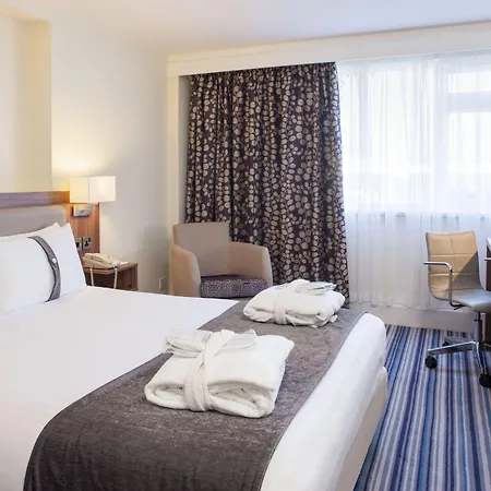 By Ihg Szálloda 4*
