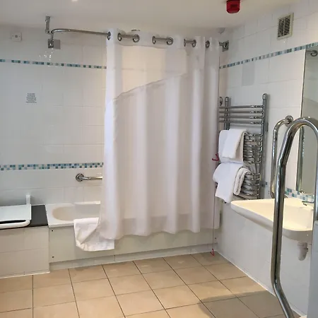 By Ihg Hotel 4*