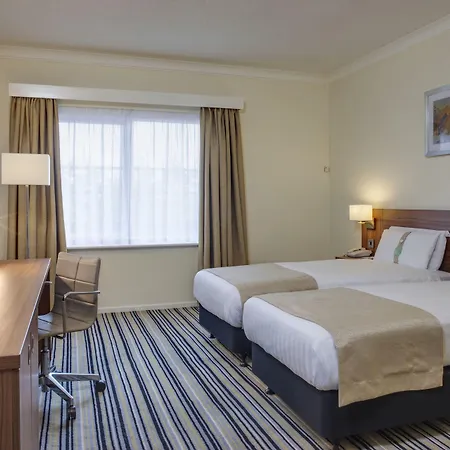 By Ihg 4*