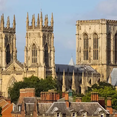 By Ihg 4* York