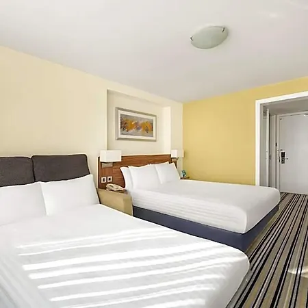 Hotel By Ihg