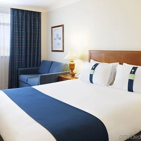 By Ihg 4*