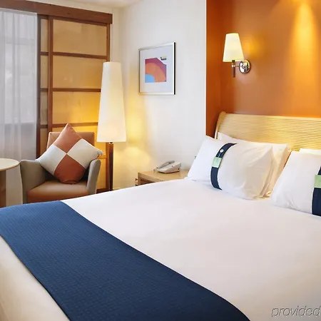By Ihg 4*