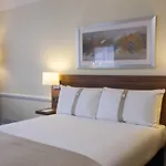 By Ihg