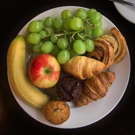 By Ihg Йорк